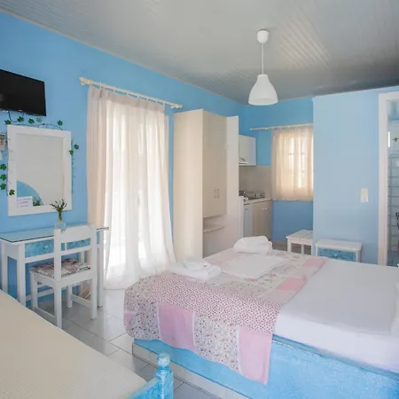 Blue White House * Kalamitsi (Lefkada)