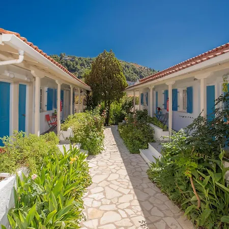 Apartment Blue White House Kalamitsi (Lefkada)