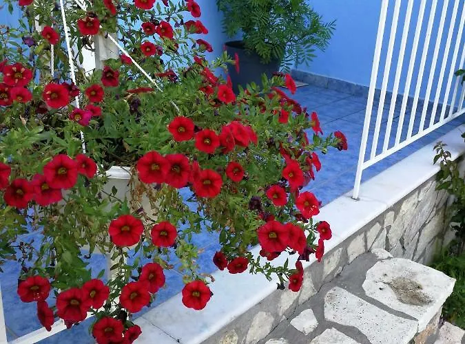 Appartamento Blue White House Kalamítsi